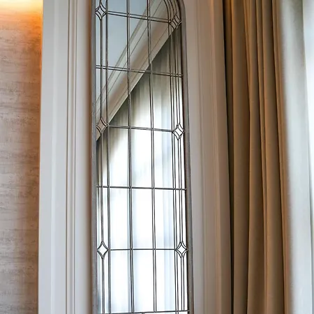 Hotel Saranta *