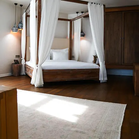 Hotel Saranta